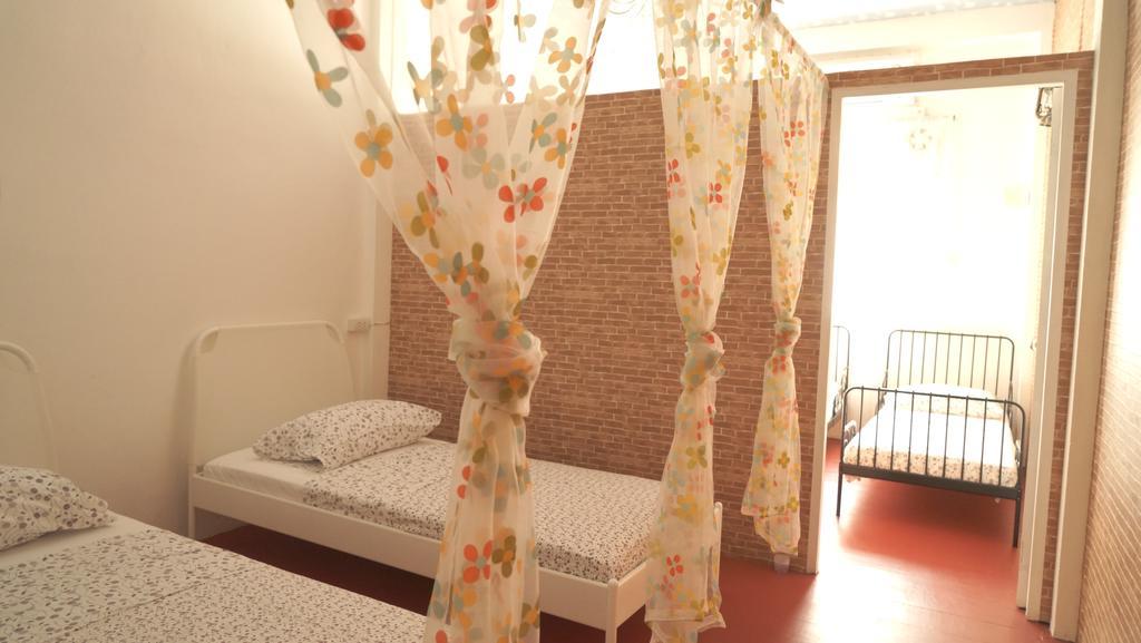 Tiger Lily Hostel Banguecoque Quarto foto