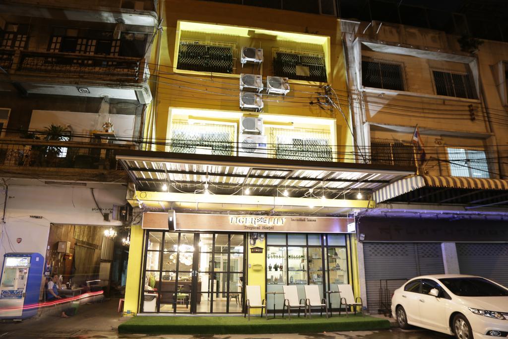 Tiger Lily Hostel Banguecoque Exterior foto